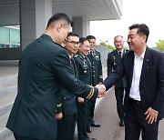 김관영 전북도지사 "35사단 지역 공동체 구성원 역할 다해"