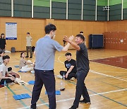 폭언·폭행 시달리는 지하철 직원들… 7월부터 ‘방검복’ 지급