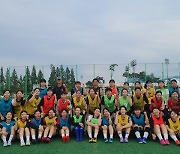 경남, 여성 축구팀 레드로즈FC 2기 선발 테스트로 첫 걸음