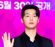 [T포토] 강민혁 '제벌 3세 이런 느낌'