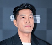 [T포토] 최귀화 '긴장됩니다'