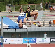 ‘금 금 금’ 용인시청, 육상·조정서 황금시대…우상혁 2m33 세계1위