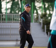 프로축구 안산, 송한복 감독대행 선임…"빠른 시일 내 안정화 하겠다"