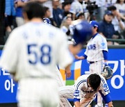 [포토] 아쉬운 이재현, 득점찬스 무산에 땅을 치며