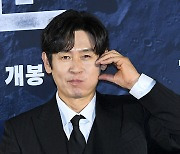 지천명 아이돌 설경구의 볼하트 [MK포토]