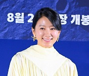 [T포토] 김희애 '곱디 고운 미모'