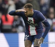 이강인 앞길에 큰 걸림돌?…네이마르, '욕 먹어도' PSG 남는다→새 감독 설득 결정적