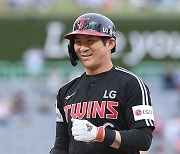 '248타석 만에 터졌다!' LG 오지환, SSG 오원석 상대 시즌 첫 홈런 '쾅'