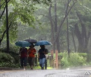 전북 남원 뱀사골 89.0㎜…부안 호우경보 격상·군산 호우주의보 추가