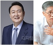 신평의 극찬 “가장 ‘깨끗한’ 尹정부…임기 끝나도 흠잡을 일 자체 無”