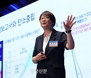 “지구온난화 1.5도 보고서 나온 지 5년, 우린 아무 것도 하지 않았다”[2023 경향포럼]