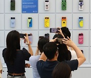 [Photo News] Samsung Gangnam unveiled