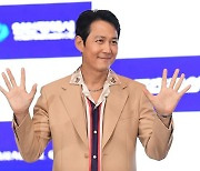 이정재 "'스타워즈' 런던 올로케 촬영, 의미 큰 경험..'오겜2' 성기훈 확실" (청룡시리즈어워즈)