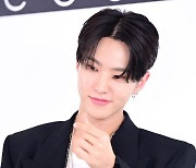 세븐틴 호시, '블링블링 하트' [사진]