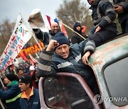 URUGUAY COUP D'ETAT DEMOCRACY