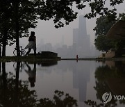 APTOPIX Canada Wildfires Air Quality Great Lakes