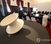 '헤더윅 스튜디오' 전시 간담회