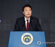 민주, 尹 '반국가세력' 발언에 "일베와 다를바 없는 인식 충격"