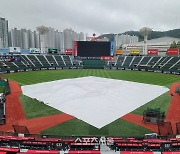 KBO리그 사직 ‘우천 취소’, 아쉬움 남을 롯데-한숨 돌린 삼성 [SS시선집중]