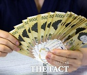 지인이 화장실 간 사이 1억6000만원 훔쳐 달아난 60대…경찰 추적 중