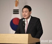 尹 정부 첫 개각에 與 “개혁 박차” vs 野 “구제불능 인사”