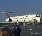 Delta Flight Rough Landing