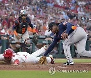 APTOPIX Astros Cardinals Baseball