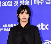 [포토] 아이키 '당찬 눈빛 인사'