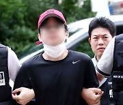 비행기 비상구 난동 10대…이틀 전 필로폰 투약했었다