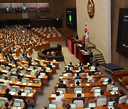 [속보] ‘출생통보제’ 국회 본회의 통과… 의료기관이 출생 정보 등록