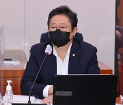 '황희 의원, 이진·박성진 교수' 민주당 혁신위에 합류