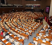 ‘노란봉투법’ 야당 단독 본회의로…‘이태원 특별법’은 패스트트랙