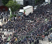 민주노총 7월에 2주간 총파업…비상걸린 경찰 "불법행위 엄단"