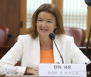 한-슬로베니아 외교장관회담, 인사말하는 탄야 파욘 슬로베니아 장관