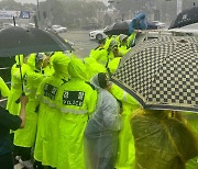 천막 농성 두고 경찰-정의당 제주도당 충돌