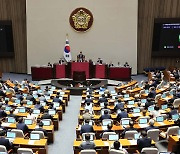 노란봉투법·이태원법 격돌…출생통보제 본회의 통과