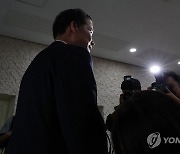 출근하는 김영호 장관 후보자