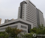 친딸 학대 살해 친모에 35년 선고 법원 "엄마에 대한 신뢰 배반"