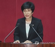 與 "김영주 부의장, 오염수 괴담 퍼 나르더니 일본 여행 단꿈"