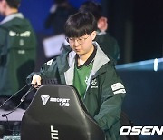 한 뼘 더 성장한 ‘카리스’, “챌린저스 다녀온 이후 자신감 붙어” [LCK 톡톡]