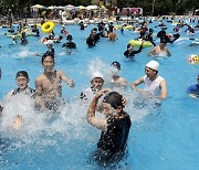 올 여름 첫 폭염 ‘경계’ 발령…“야외활동 최대한 자제해야”