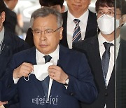 '역사상 가장 성공한 특검'의 몰락…'50억 클럽' 박영수 [뉴스속인물]