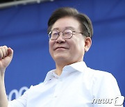 이재명 "민통선 지킨 장병들께 박수…방아쇠 당기기 쉽지 않았을 것"