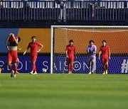 ‘최악의 편파 판정’ 한국, 일본에 U17 아시안컵 결승 0-3 패배