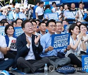 與野 모두 `고민`…尹 `우클릭`에 불안한 與, 李 `후쿠시마 집착`에 우려하는 野