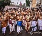 HINDU CHARIOT FESTIVAL CHENNAI INDIA