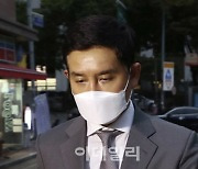 '라임 사태' 김봉현, 도주 계획 덜미…도운 친누나 체포