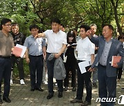 군포시, 산본2동서 '찾아가는 이동시장실' 운영…소통 강화