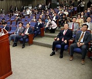 [7/4(화) 데일리안 출근길 뉴스] "광우병과 오염수에 흐르는 동기는"…운동권 출신 인사가 털어놓은 '충격 진술' 등