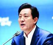 “차선책으로 이민 고려 필요… 토목 반대가 암흑의 10년 가져와”